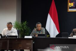 Menteri PU  pastikan proyek tanggul laut raksasa dilanjutkan