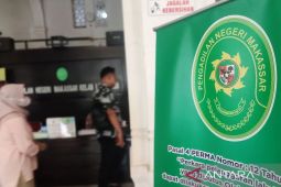 Tiga terdakwa korupsi pipa air limbah di Makassar jadi tahanan kota