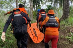 Tim SAR gabungan bentuk tiga  tim cari korban banjir di Padangsidimpuan