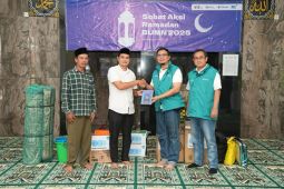 Sucofindo gelar bersih-bersih Mushalla saat Ramadhan