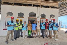 Light Up The Dream: Wujudkan Ramadan terang, PLN UP3 Gorontalo salurkan bantuan pasang listrik gratis