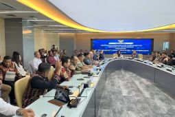 Gubernur NTT dan Menkomdigi bahas konektivitas digitalisasi