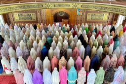 TP-PKK Sergai gelar Salat Tasbih dan berbagi santunan