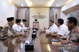 Baznas RI dan Kemenko PM kerja sama atasi kemiskinan ekstrem