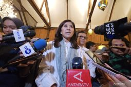 Menkomdigi pastikan iPhone 16 sudah mengantongi sertifikat postel