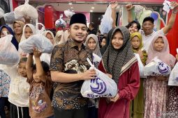 Ketua DPRK Nagan Raya beli baju 150-an yatim jelang lebaran