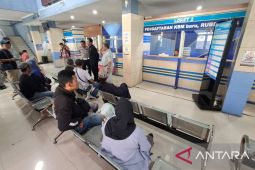 Penunggak pajak kendaraan Kota Sukabumi manfaatkan program Gubernur Jabar