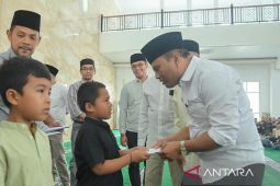 Letnan Dalimunthe santuni anak yatim dan fakir miskin