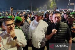 Bupati Bogor dan TNI-Polri fasilitasi remaja balap lari jalanan di Lingkar Stadion Pakansari