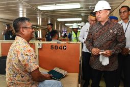 Menhub tegaskan tidak ada toleransi bagi kendaraan tak laik jalan
