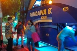 Empat bus mudik gratis Kemenko Kumham dari Jakarta tiba di Semarang