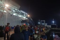 Jelang Lebaran, Sebanyak 1.215  pemudik tiba di Pelabuhan Bima