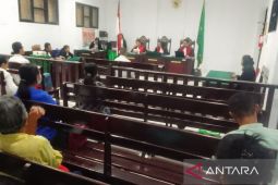 Mantan Sekdis Pariwisata Maluku divonis dua tahun   penjara