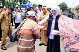 Khofifah pastikan Stok bahan pangan aman menjelang Lebaran