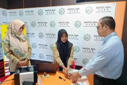 PT BPRS Mustaqim Aceh salurkan Rp78 juta zakat karyawan ke BMA