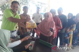 PT PHI gelar pasar murah migor di Lapangan Merdeka Sibuhuan Palas
