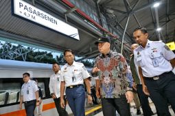 Menhub cek langsung kelancaran arus mudik di Stasiun KA Pasar Senen