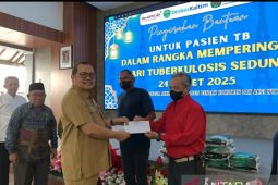Dinkes Kaltim salurkan bantuan untuk pasien Tuberkulosis pada HTBS 2025