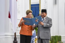 Kemarin, Presiden nonton Timnas hingga RI gabung New Development Bank