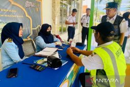 Bandara Nagan Raya beri layanan pemeriksaan kesehatan gratis bagi pemudik