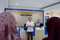 KPPN Tanjung salurkan THR ASN instansi vertikal sebesar Rp24,78 miliar