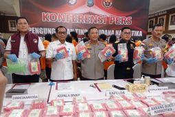 Polda Kepri gagalkan pengiriman 93 kilogram sabu