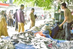 Pemkab Bangka Barat tingkatkan pengawasan distribusi sembako