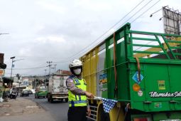 Polres Garut sebutkan ada lima titik macet arus mudik di jalur nasional
