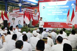 Gubernur Muhidin ingatkan Bank Kalsel lebih profesional dan transparan