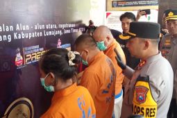 Polres Lumajang tangkap tiga pencuri emas batangan senilai Rp16 miliar