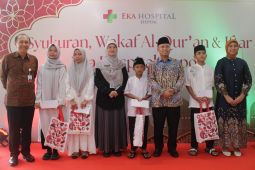 Eka Hospital Depok wakaf 1.000 Al Quran dan santunan anak yatiim tandai resmi beroperasi
