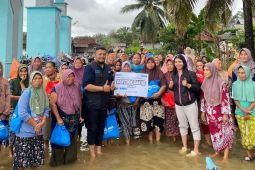 PNM bantu korban banjir di Jambi