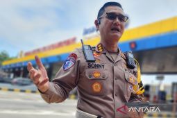 Polda Jateng berlakukan jalur satu arah  mulai dari KM 261 Brebes sampai KM 414 Gerbang Tol Kalikangkung
