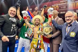 Oscar Collazo pertaruhkan gelar WBA dan WBO saat hadapi Edwin Cano
