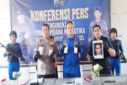 Ditpolairud Polda Kalsel bongkar peredaran 400 gram sabu-sabu di bantaran sungai Martapura