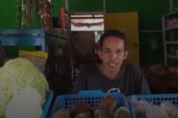 Usaha sembako Ridwan berkembang berkat KUR Bank Kalbar