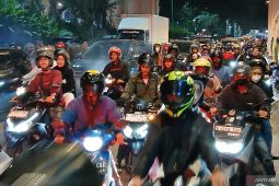 10.000 kendaraan lintasi jalan arteri Tangerang-Merak pada H-3
