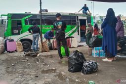 Harga tiket bus antar  provinsi di Palembang naik 40 persen