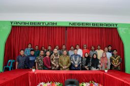 Ashari Tambunan reses ke Sergai salurkan bantuan untuk masyarakat