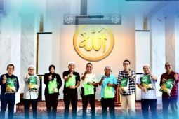 Kalsel kemarin dari THR 2025 hingga bantuan paket sembako
