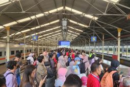 Puncak Arus Mudik: 17 ribu penumpang kereta api diangkut dari wilayah Daop 2 Bandung
