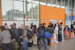 Arus mudik di pelabuhan Tanjungpandan berangsur turun