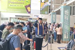 Waspada tiket palsu! KAI imbau penumpang tak beli tiket lewat medsos pada masa Lebaran 2025