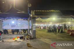 Pemudik di Pelabuhan Ciwandan Cilegon terbantu adanya fasilitas tambal ban hingga servis
