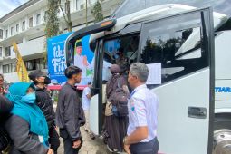 Pemkot Cimahi berangkatkan 585 warga mudik gratis tujuan Jateng