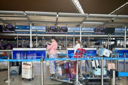 Warga di Malaysia memanfaatkan libur Idul Fitri untuk mudik ke Indonesia