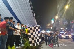 Wali Kota Medan lepas ratusan  mobil hias takbir keliling Lebaran 2025