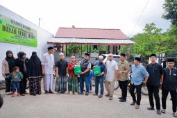 Bank Aceh dan Go-King salurkan bantuan sembako di Aceh Besar