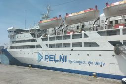 Tiga kapal Pelni antar pemudik dari Tanjung Priok ke Pelabuhan Surabaya Minggu