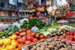 Diseperindag sebut harga kebutuhan pokok Pamekasan terkendali